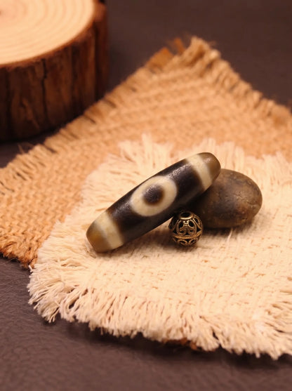 Single-eye Dzi Bead