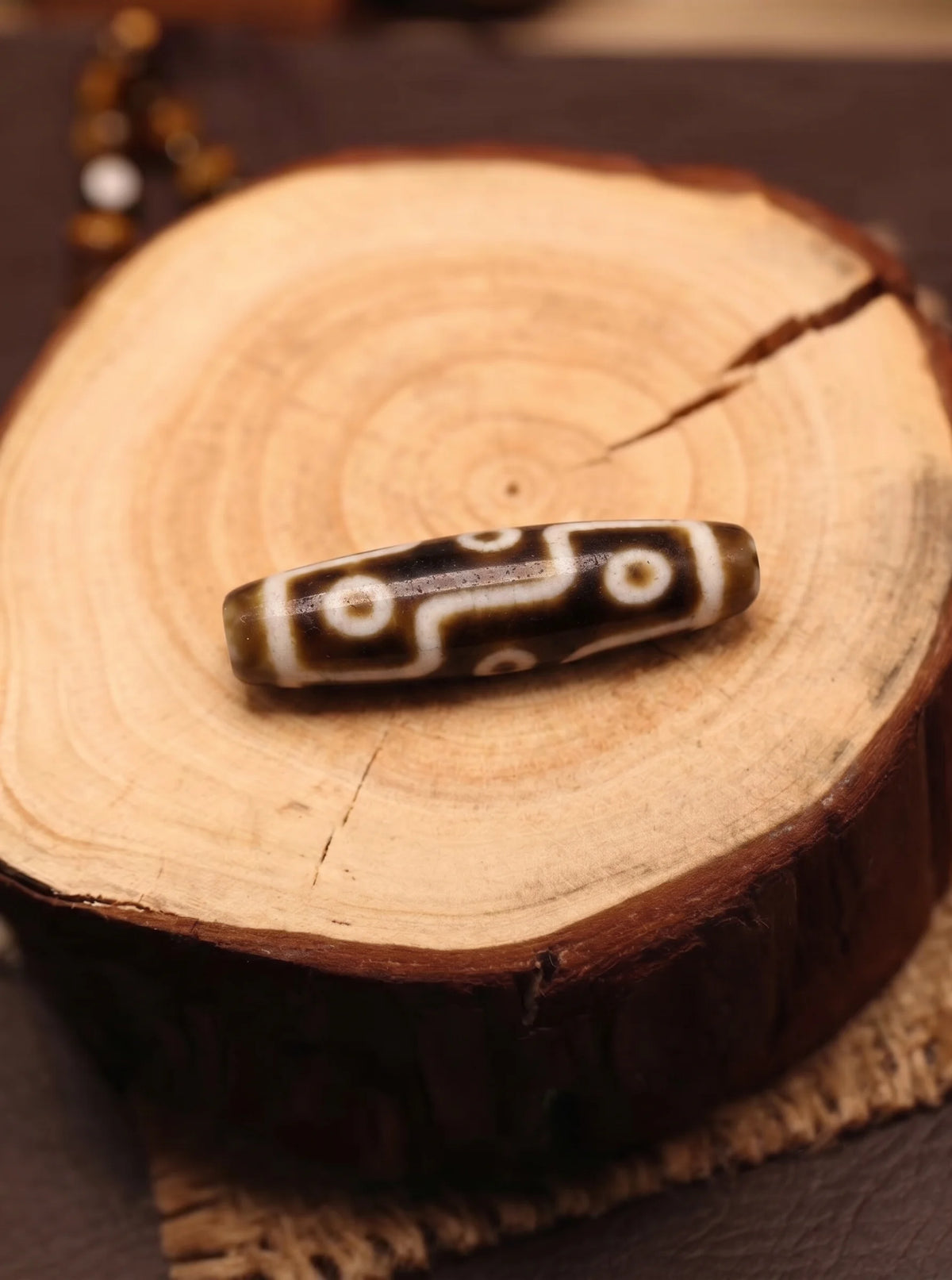 Nine-Eye Dzi Bead