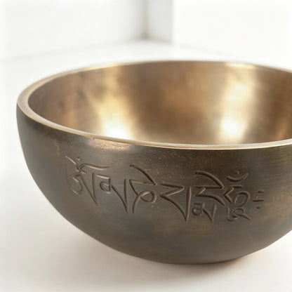 Kailash Black & Gold Dual-Tone Full Moon Singing Bowl