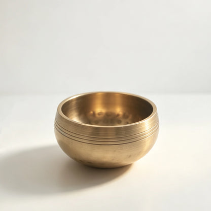 Kailash Artisan Pocket Meditation Singing Bowl - 4cm
