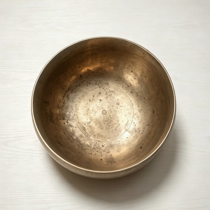 Kailash Authentic Nepal Antique Rimuna Singing Bowl