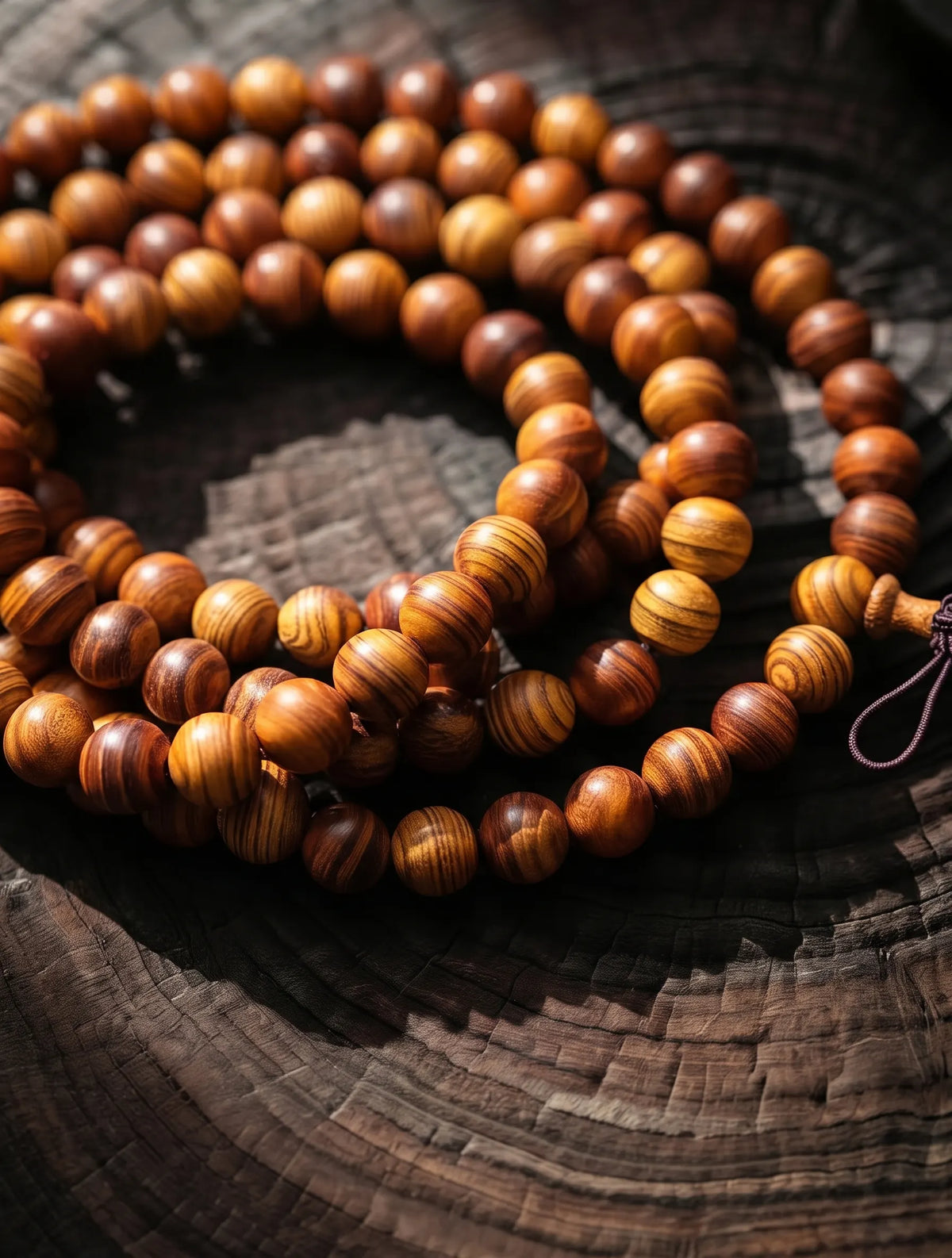 0.8cm Thuja wood necklace